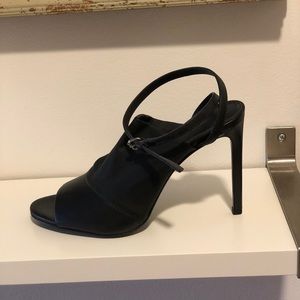 Vince Grace Open Toe Mule Strap Sandals Size 8.5